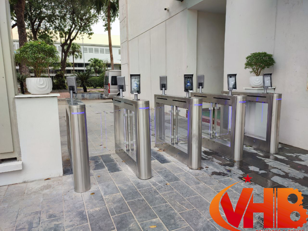 HỆ THỐNG KIỂM SOÁT RA VÀO BỆNH VIỆN 4 HỆ THỐNG KIỂM SOÁT RA VÀO BỆNH VIỆN