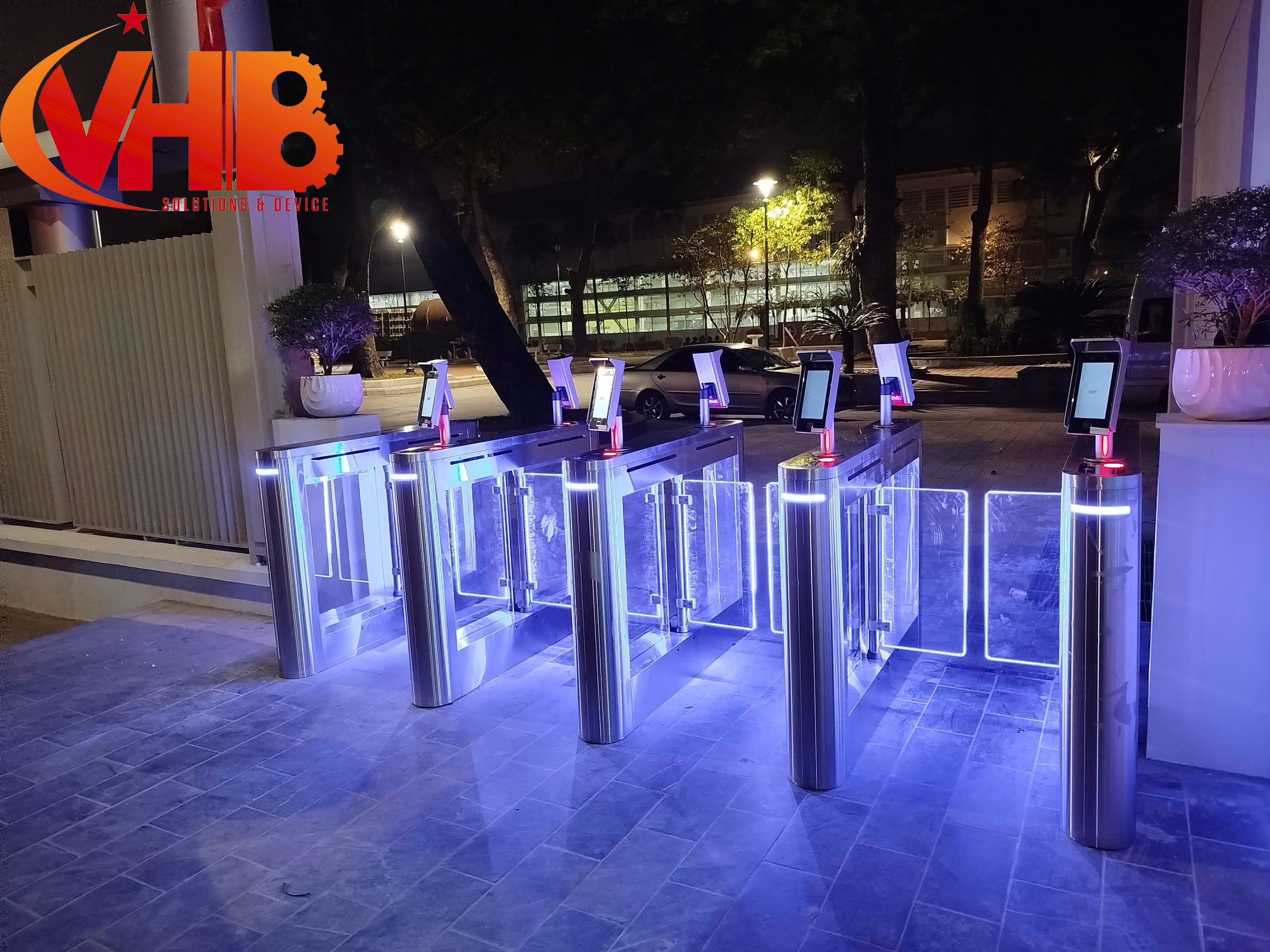 HỆ THỐNG KIỂM SOÁT CÁN BỘ CÔNG NHÂN VIÊN 1 DienDOngAnh