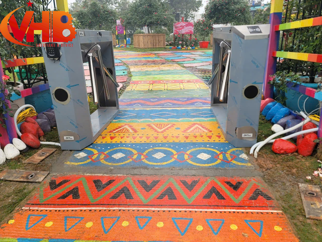 GIẢI PHÁP KIỂM SOÁT VÉ TỰ ĐỘNG CHO KHU VUI CHƠI TRẺ EM 2 KHU VUI CHƠI