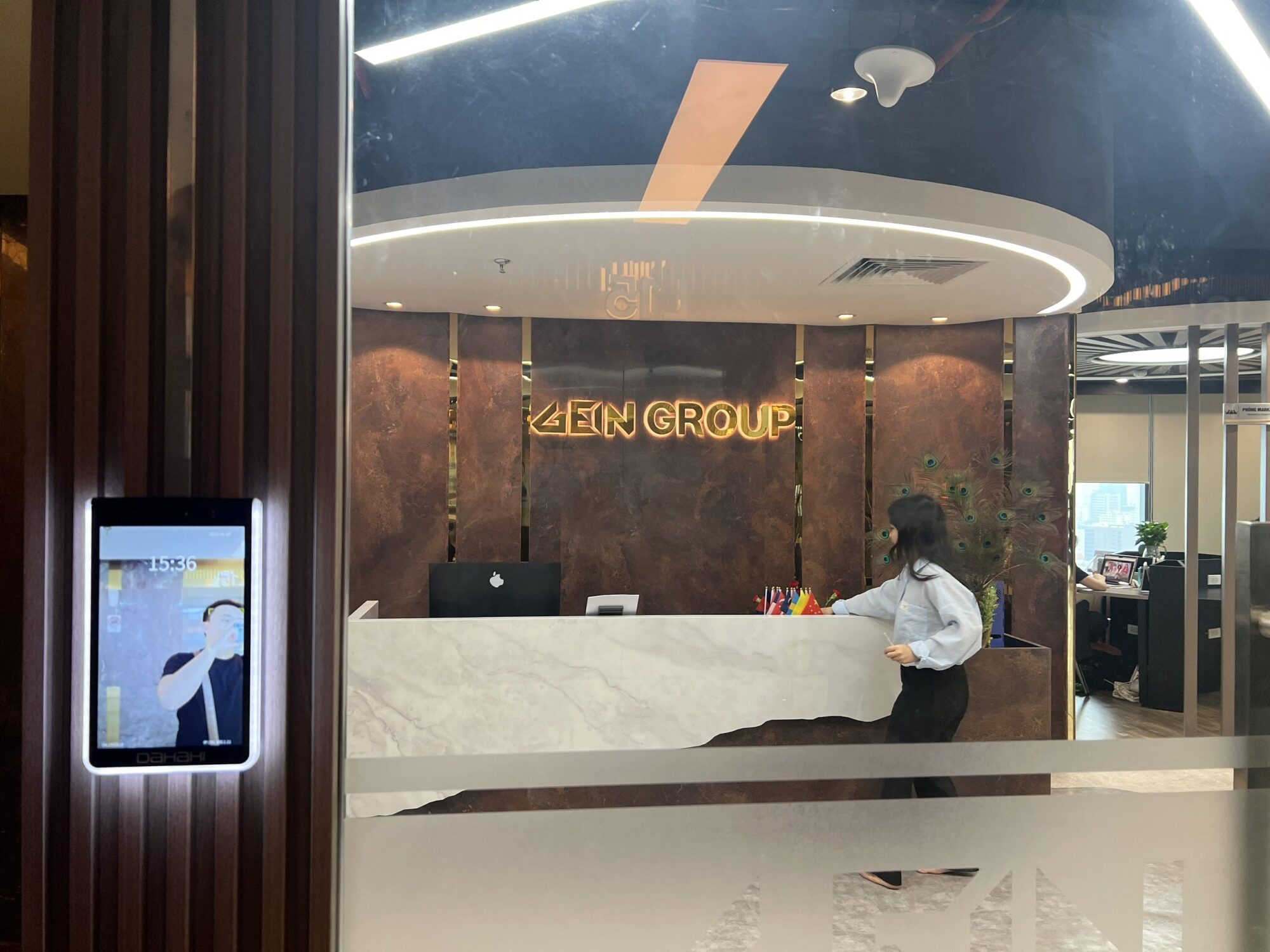 HỆ THỐNG CHẤM CÔNG NHẬN DIỆN KHUÔN MẶT 7 z4706404772577 8d802e61b0982cffde29fe13e9ad3f26